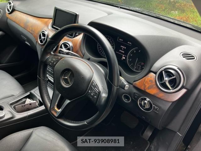 Mercedes Benz B-CLASS 2013-06 7358670-10