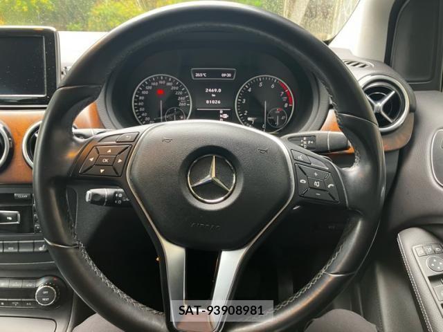 Mercedes Benz B-CLASS 2013-06 7358670-13
