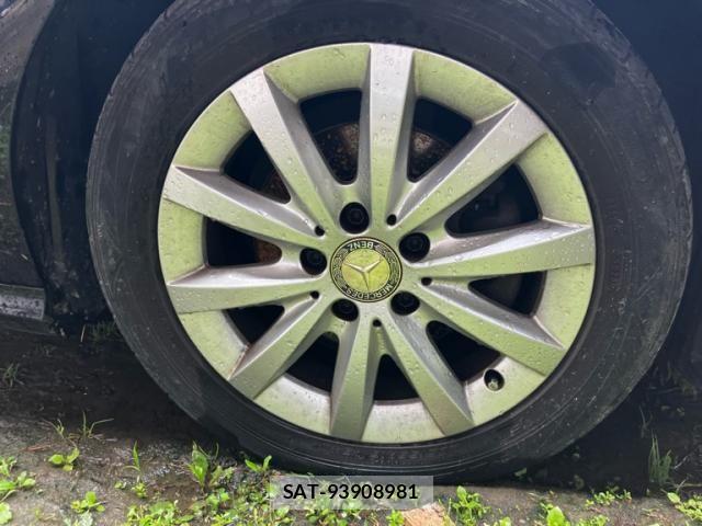 Mercedes Benz B-CLASS 2013-06 7358670-6