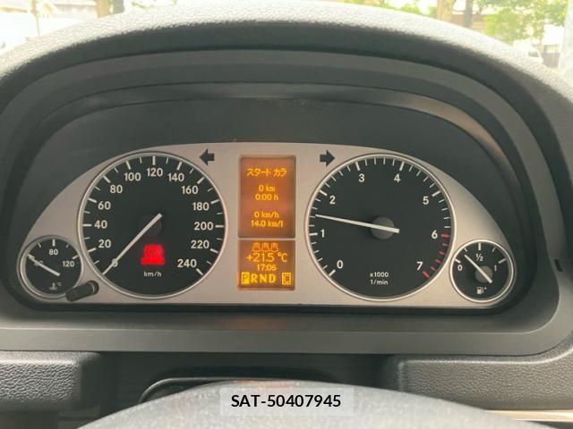 Mercedes Benz B-CLASS 2006-04 7358671-22
