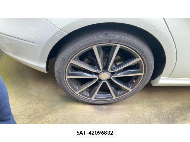 Mercedes Benz B-CLASS 2012-12 7358669-8