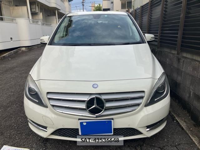 Mercedes Benz B-CLASS 2014-02 7358667-0