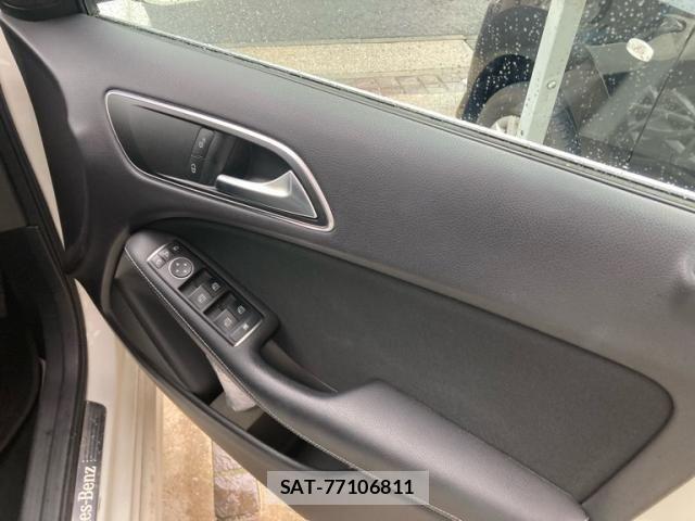 Mercedes Benz B-CLASS 2016-09 7392812-9