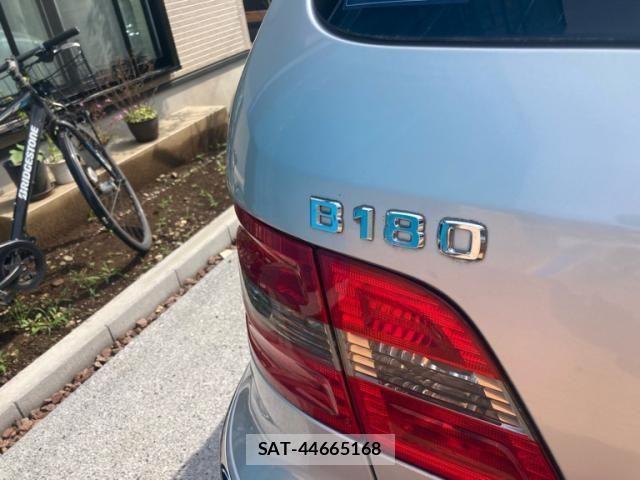 Mercedes Benz B-CLASS 2011-03 7455638-4