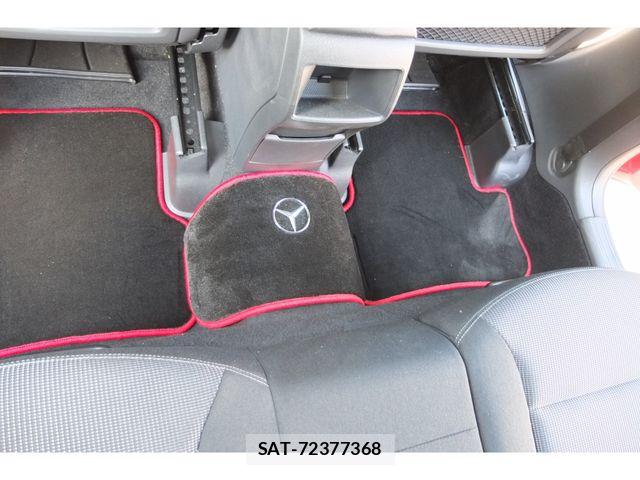 Mercedes Benz B-CLASS 2013-10 7455637-16