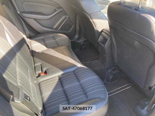 Mercedes Benz B-CLASS 2013-09 7562405-23