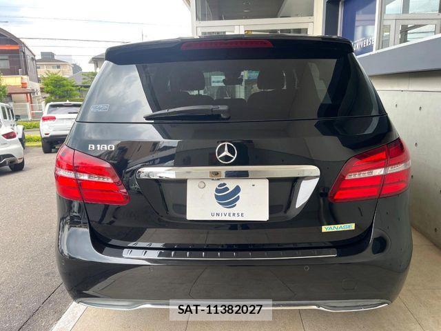 Mercedes Benz B-CLASS 2015-01 7617939-16
