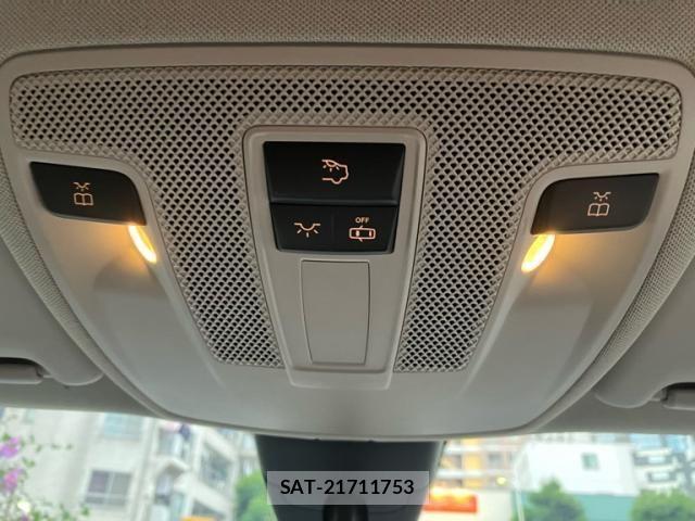Mercedes Benz B-CLASS 2012-09 7617947-22