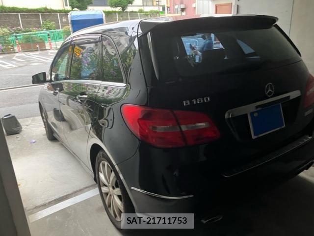 Mercedes Benz B-CLASS 2012-09 7617947-7