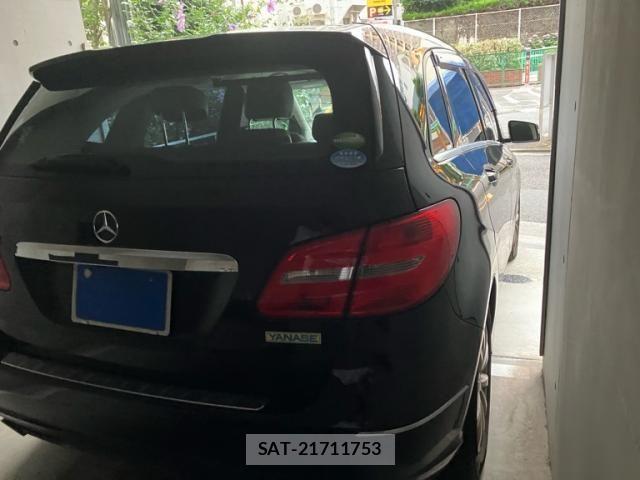 Mercedes Benz B-CLASS 2012-09 7617947-8