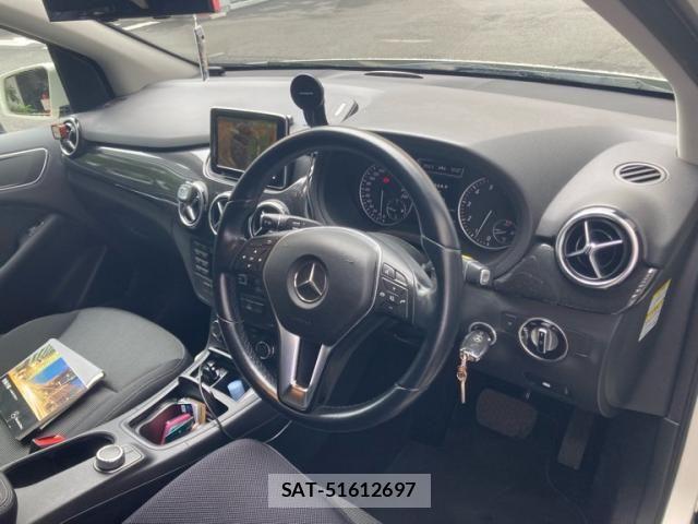 Mercedes Benz B-CLASS 2013-06 7617945-10