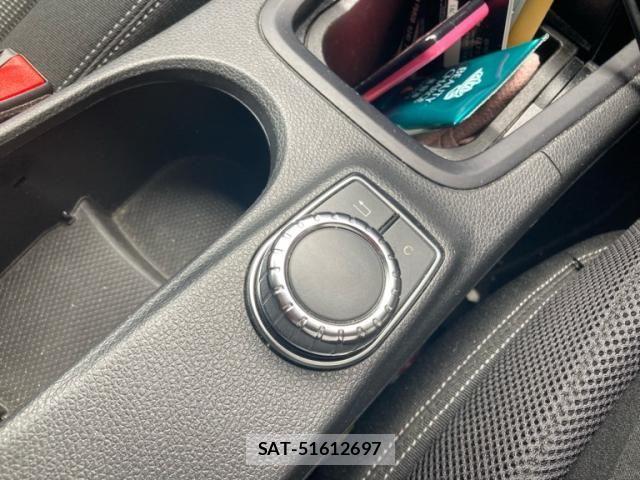 Mercedes Benz B-CLASS 2013-06 7617945-15