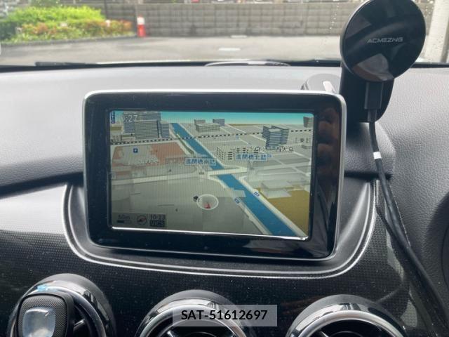 Mercedes Benz B-CLASS 2013-06 7617945-19