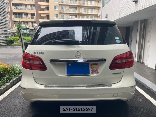 Mercedes Benz B-CLASS 2013-06 7617945-2