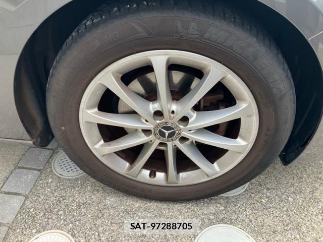 Mercedes Benz B-CLASS 2019-09 7617935-7