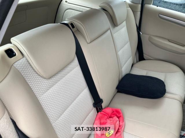 Mercedes Benz B-CLASS 2011-02 7617943-13