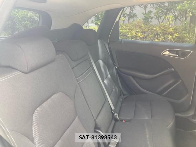 Mercedes Benz B-CLASS 2012-05 7725456-15