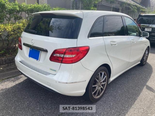 Mercedes Benz B-CLASS 2012-05 7725456-3