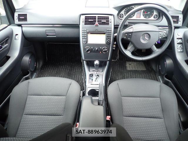 Mercedes Benz B-CLASS 2010-03 7877638-12