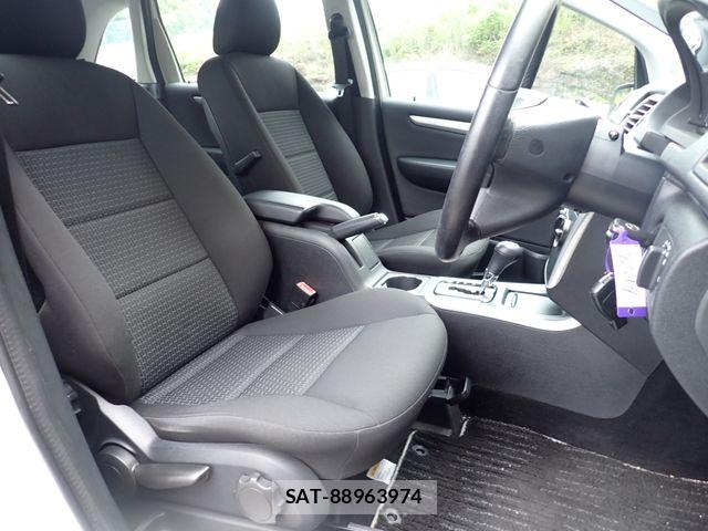 Mercedes Benz B-CLASS 2010-03 7877638-14