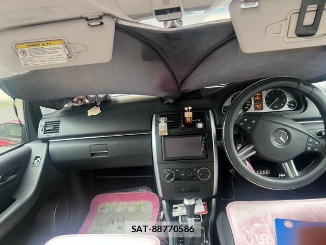 Mercedes Benz B-CLASS 2006-04 7877646-15