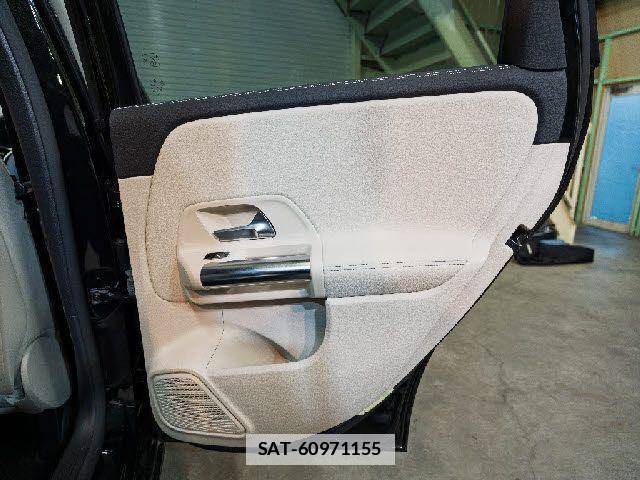 Mercedes Benz B-CLASS 2021-05 7902921-27