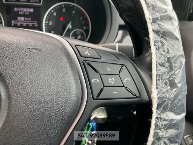 Mercedes Benz B-CLASS 2012-04 7979896-18