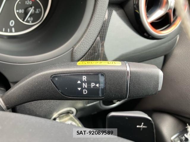 Mercedes Benz B-CLASS 2012-04 7979896-21