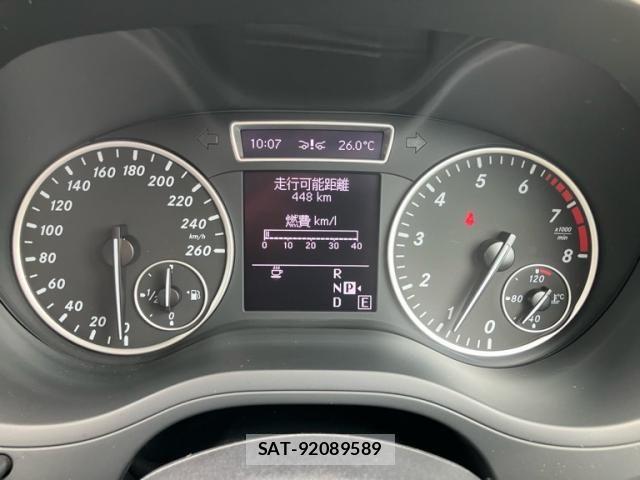 Mercedes Benz B-CLASS 2012-04 7979896-23