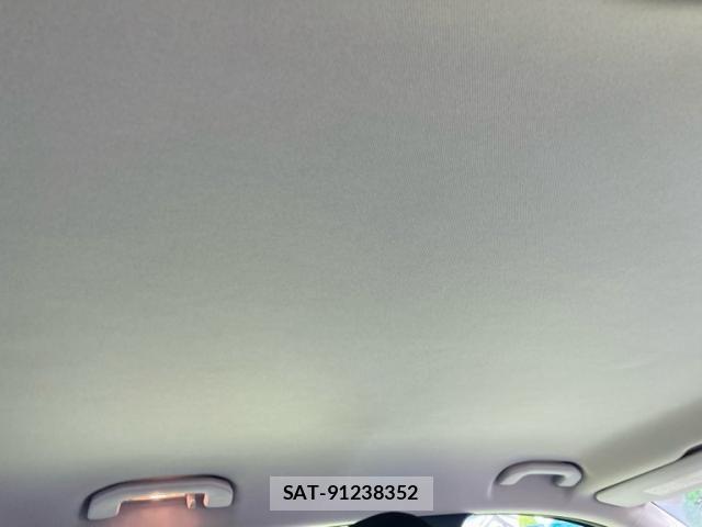 Mercedes Benz B-CLASS 2013-03 8036647-16