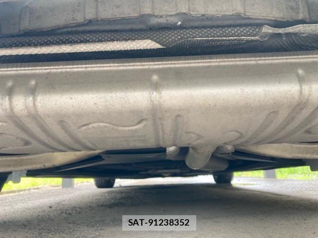 Mercedes Benz B-CLASS 2013-03 8036647-24