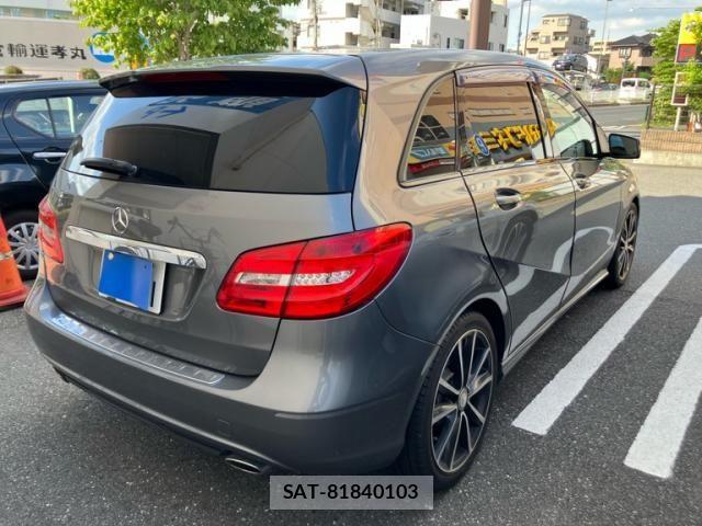 Mercedes Benz B-CLASS 2014-08 8036649-1