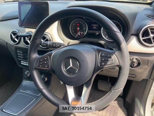 Mercedes Benz B-CLASS 2017-07 8036644-14