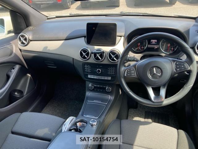 Mercedes Benz B-CLASS 2017-07 8036644-17