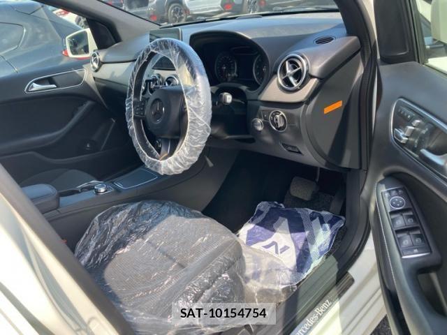 Mercedes Benz B-CLASS 2017-07 8036644-18