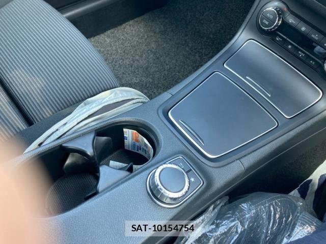 Mercedes Benz B-CLASS 2017-07 8036644-21