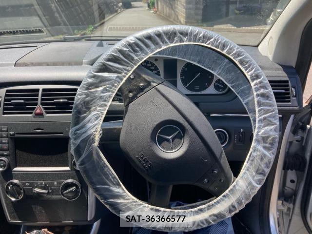 Mercedes Benz B-CLASS 2009-09 8074511-12