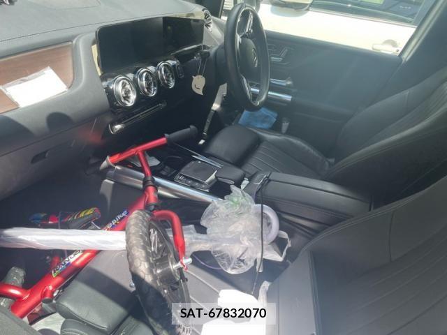 Mercedes Benz B-CLASS 2021-03 8100334-12
