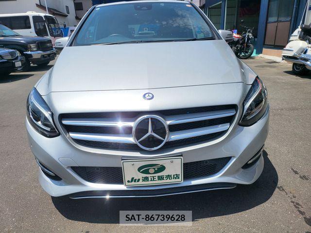 Mercedes Benz B-CLASS 2016-11 8100337-9
