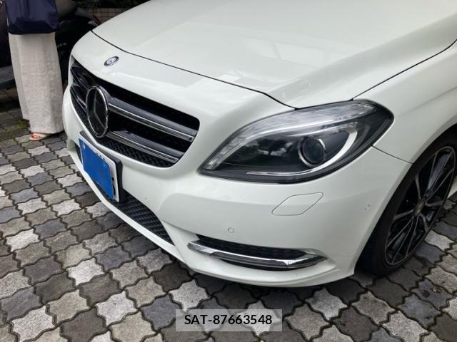 Mercedes Benz B-CLASS 2014-09 8100338-2