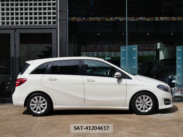 Mercedes Benz B-CLASS 2017-05 8100336-3