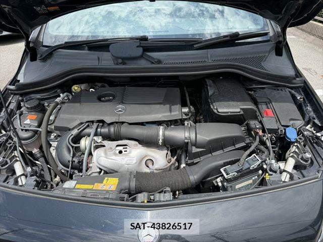 Mercedes Benz B-CLASS 2016-12 8100339-26