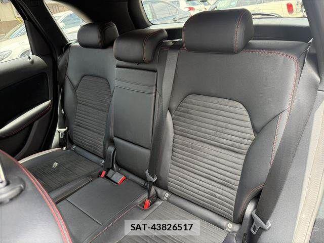Mercedes Benz B-CLASS 2016-12 8100339-28