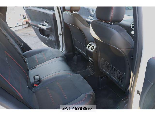 Mercedes Benz B-CLASS 2021-01 8131138-3