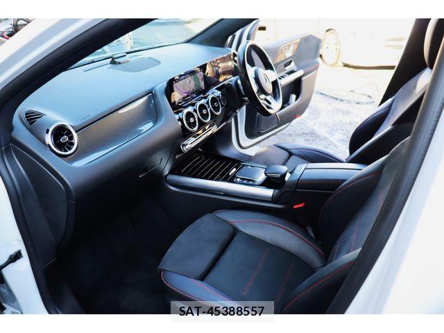 Mercedes Benz B-CLASS 2021-01 8131138-5