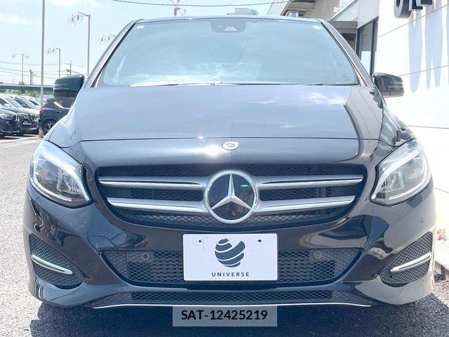 Mercedes Benz B-CLASS 2017-07 8230755-14