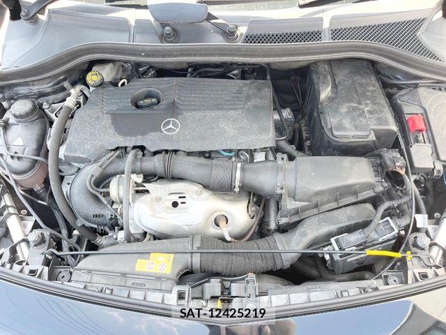 Mercedes Benz B-CLASS 2017-07 8230755-18
