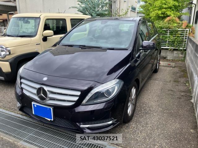 Mercedes Benz B-CLASS 2014-04 8315352-0