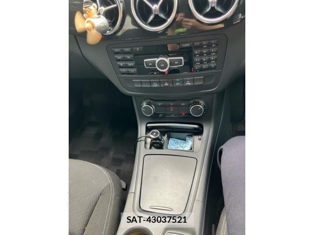 Mercedes Benz B-CLASS 2014-04 8315352-16