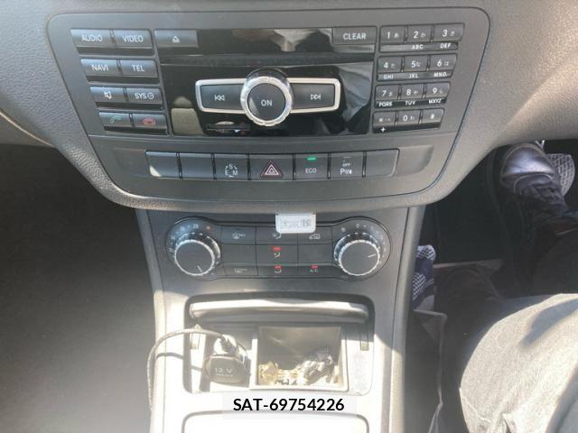 Mercedes Benz B-CLASS 2014-06 8354910-16